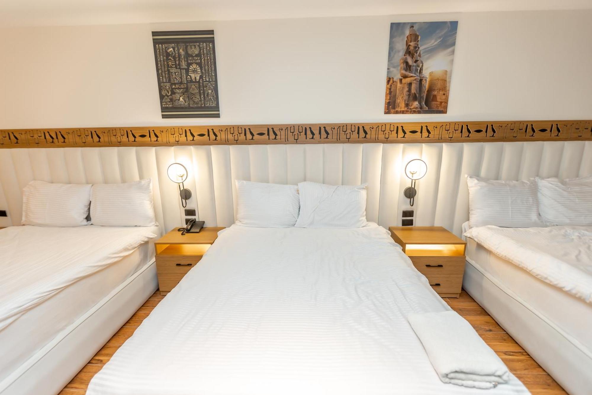 Al Kawm al Akhdar Superior Pyramids Inn מראה חיצוני תמונה